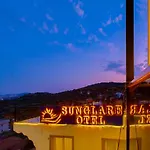Sun Glare Hotel *